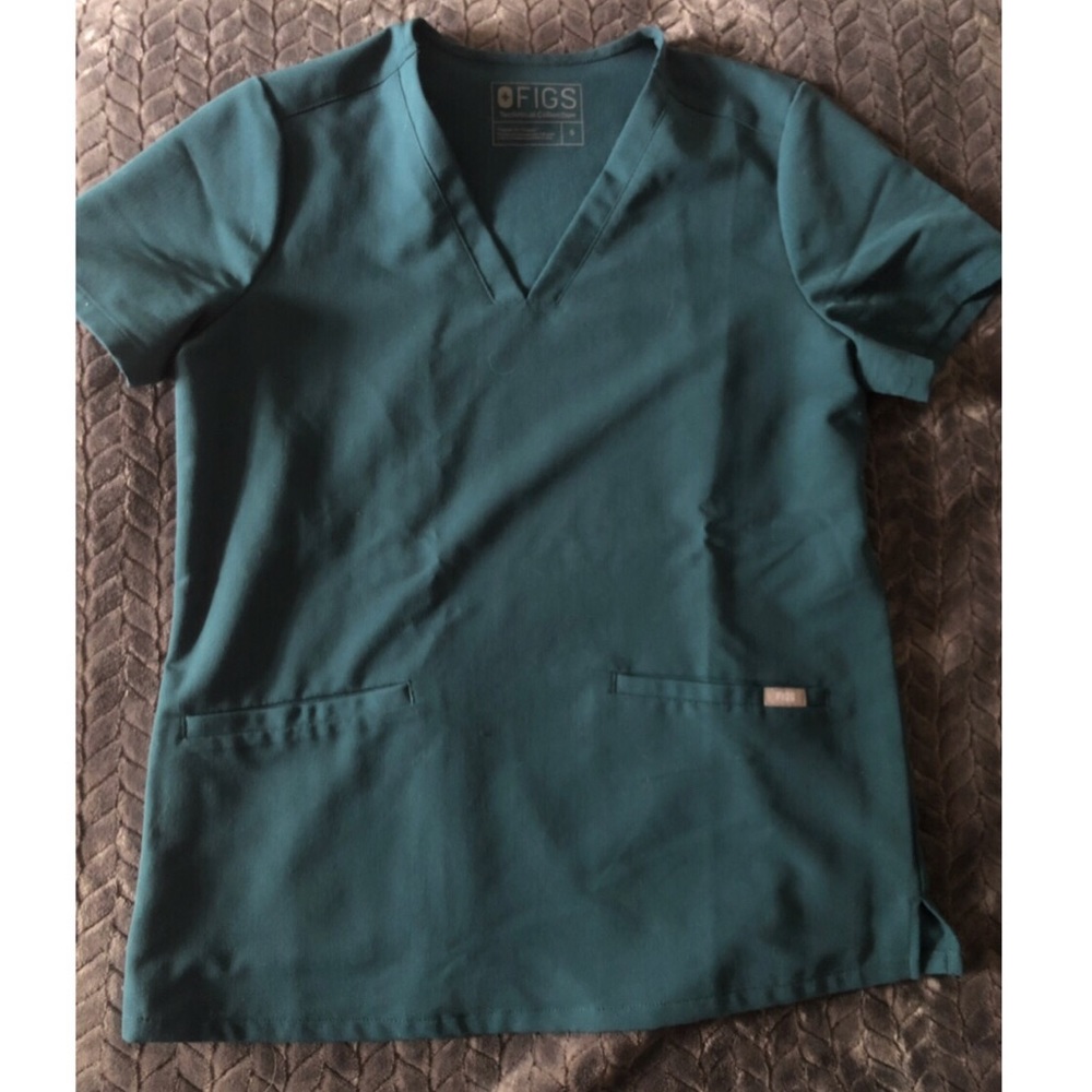 Figs Casma Scrub Top